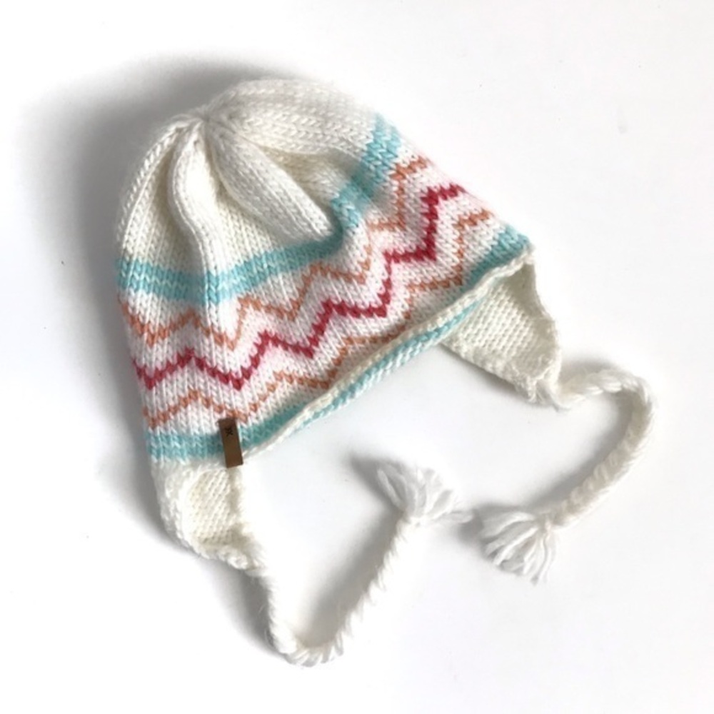 Krochet Kids White with Zigzag Pattern Winter Tassel Hat
